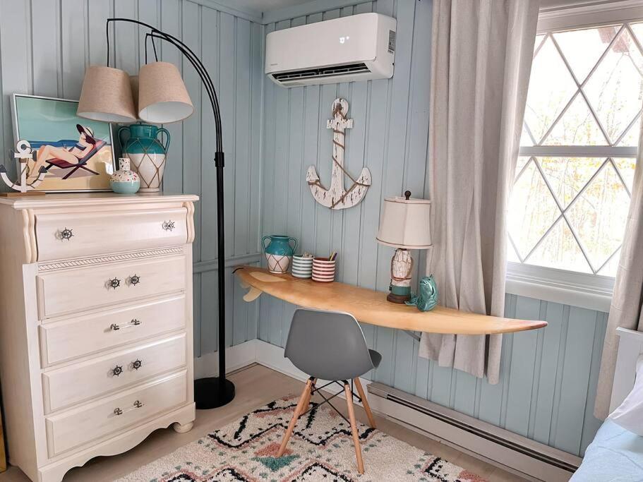 Stylish And Cozy Cabin, Walking Distance To Big Bass Lake Gouldsboro 외부 사진