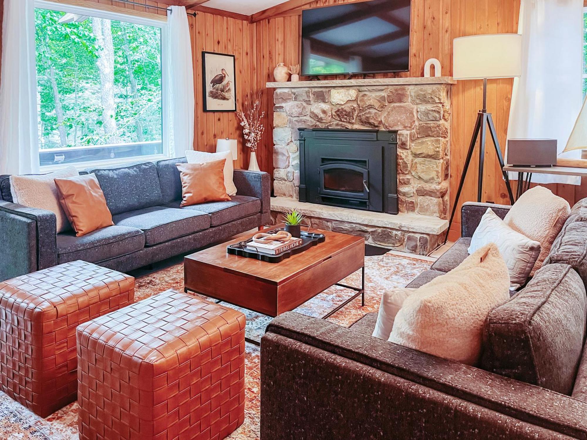 Stylish And Cozy Cabin, Walking Distance To Big Bass Lake Gouldsboro 외부 사진